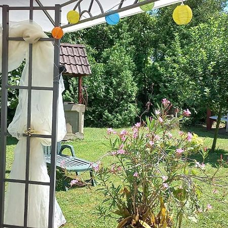 Ferienwohnung Bella Badacsony Apartmanhaz Badacsonytomaj Exterior foto